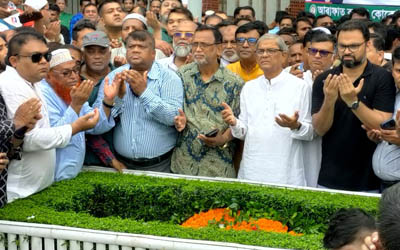 খালেদা জিয়ার শারীরিক অবস্থায় ডাক্তারা উদ্বিগ্ন