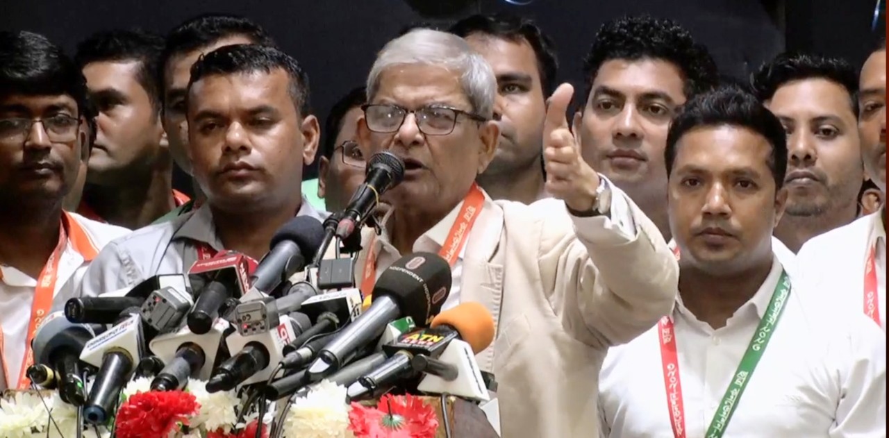 ‘হাত গুটিয়ে না থেকে জেগে উঠা’র ডাক