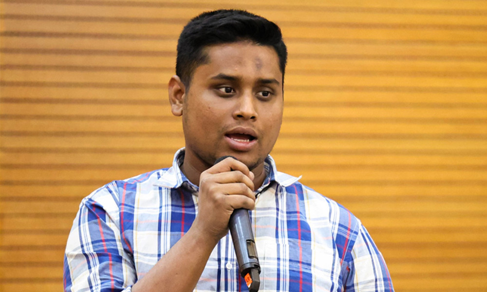 'সেনাবাহিনীর সঙ্গে কাঁধে কাঁধ মিলিয়ে লড়াই করব'