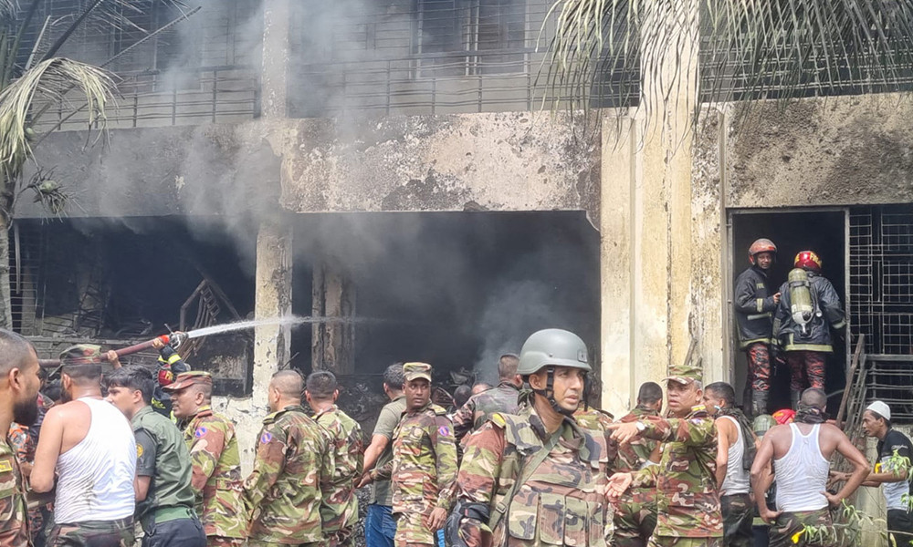 বার্ন ইনস্টিটিউটে নেওয়া হয়েছে ১৩ জনকে
