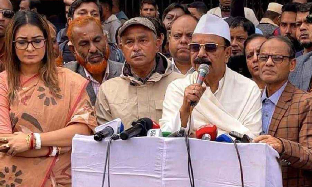 অভিজ্ঞতার অভাবে বিতর্কে জড়িয়ে পড়ছে সরকার:গয়েশ্বর
