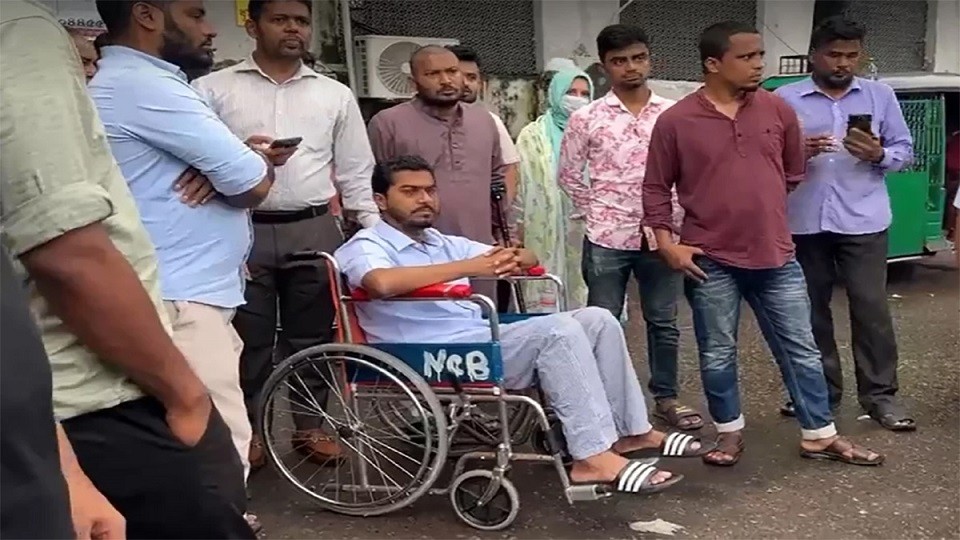 ১৮ দিন পর হাসপাতাল থেকে ছাড়া পেলেন নুর