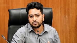 মানবতাবিরোধী অপরাধে যুক্ত সেনাদের বিচার চাই: নাহিদ