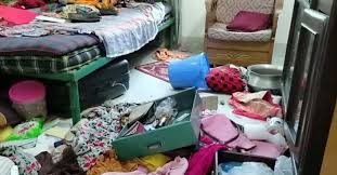 রাজবাড়ীতে ডাকাতি,২০ লাখ টাকার স্বর্ণালংকার লুট