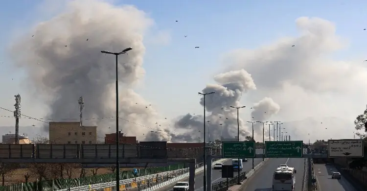 তেহরানে হামলা,ইসরায়েল বললো যুদ্ধ ‘নতুন ধাপে’