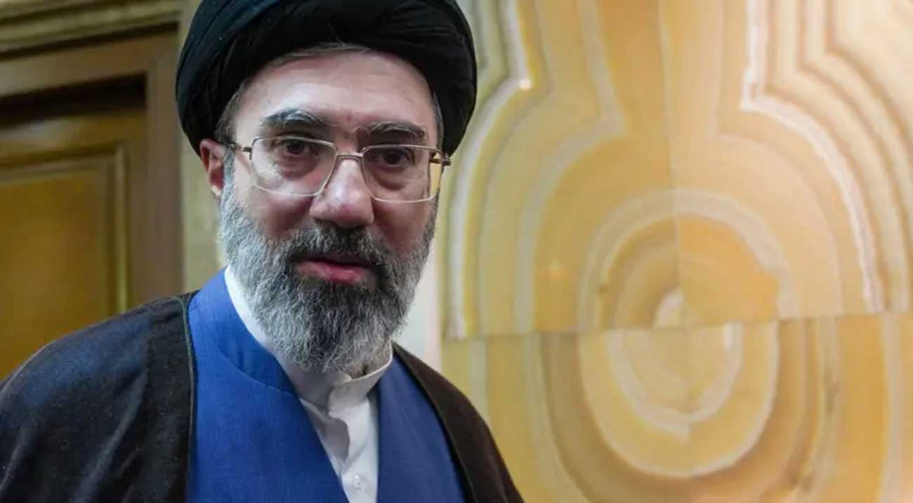 নিরাপদ আছেন ইরানের সর্বোচ্চ নেতা