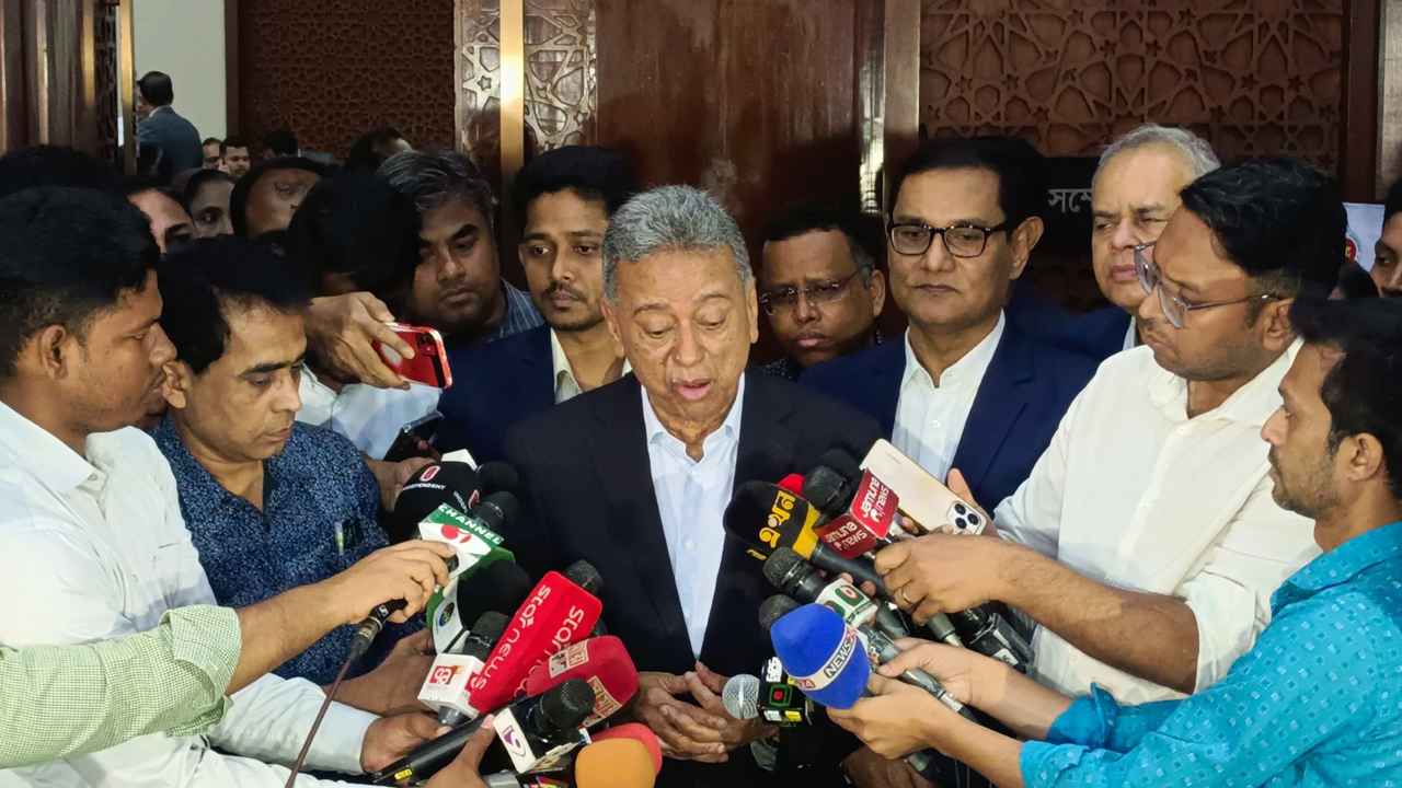 বৈশ্বিক সংকট দেশে বড় চাপ তৈরি করছে:অর্থমন্ত্রী