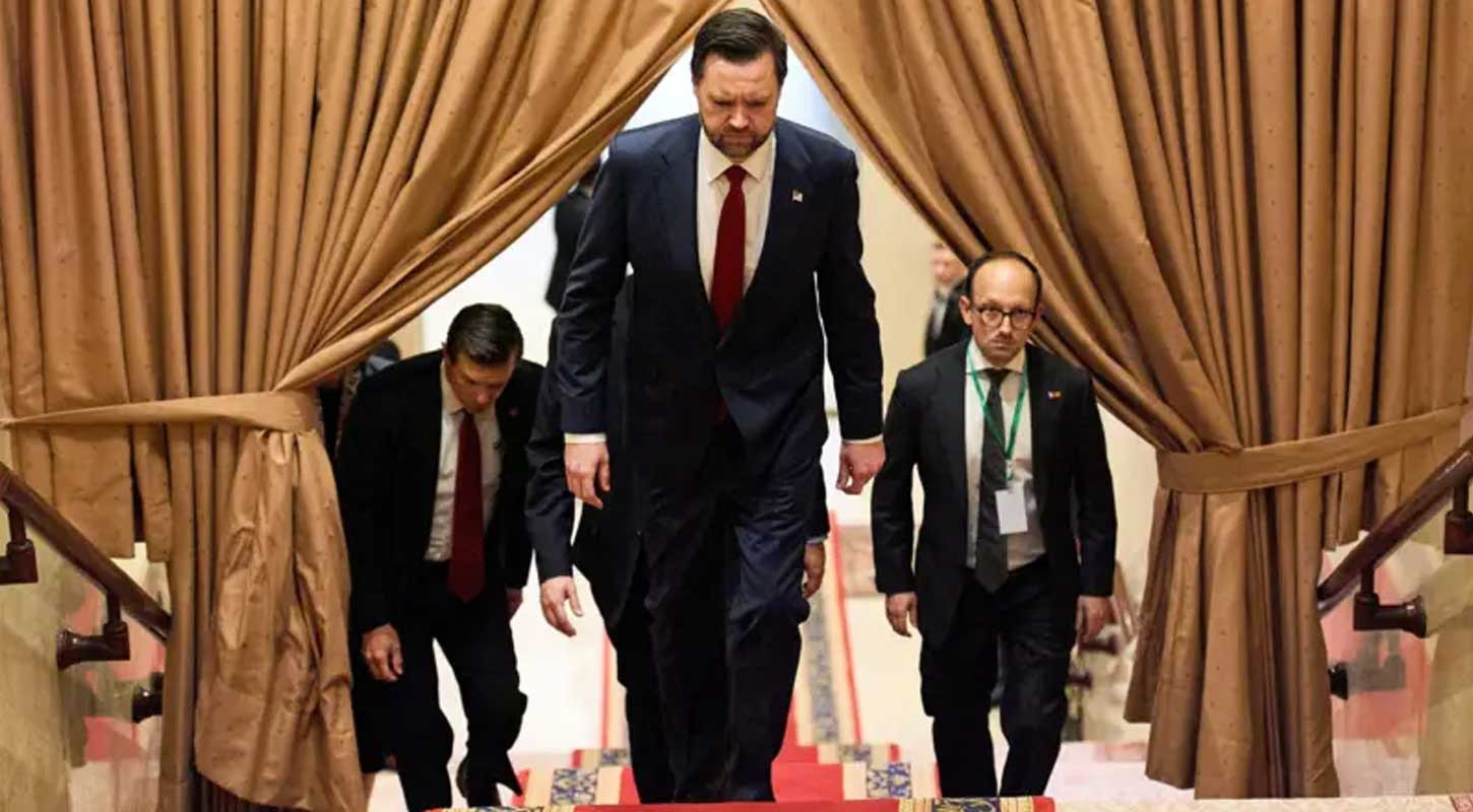 পাকিস্তান ছেড়ে গেছেন ইরান-যুক্তরাষ্ট্রের প্রতিনিধিরা