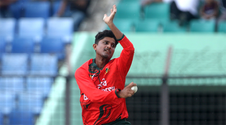 ম্যাচ জয়ে বোলারদের কৃতিত্ব দেখছেন মেহেদী