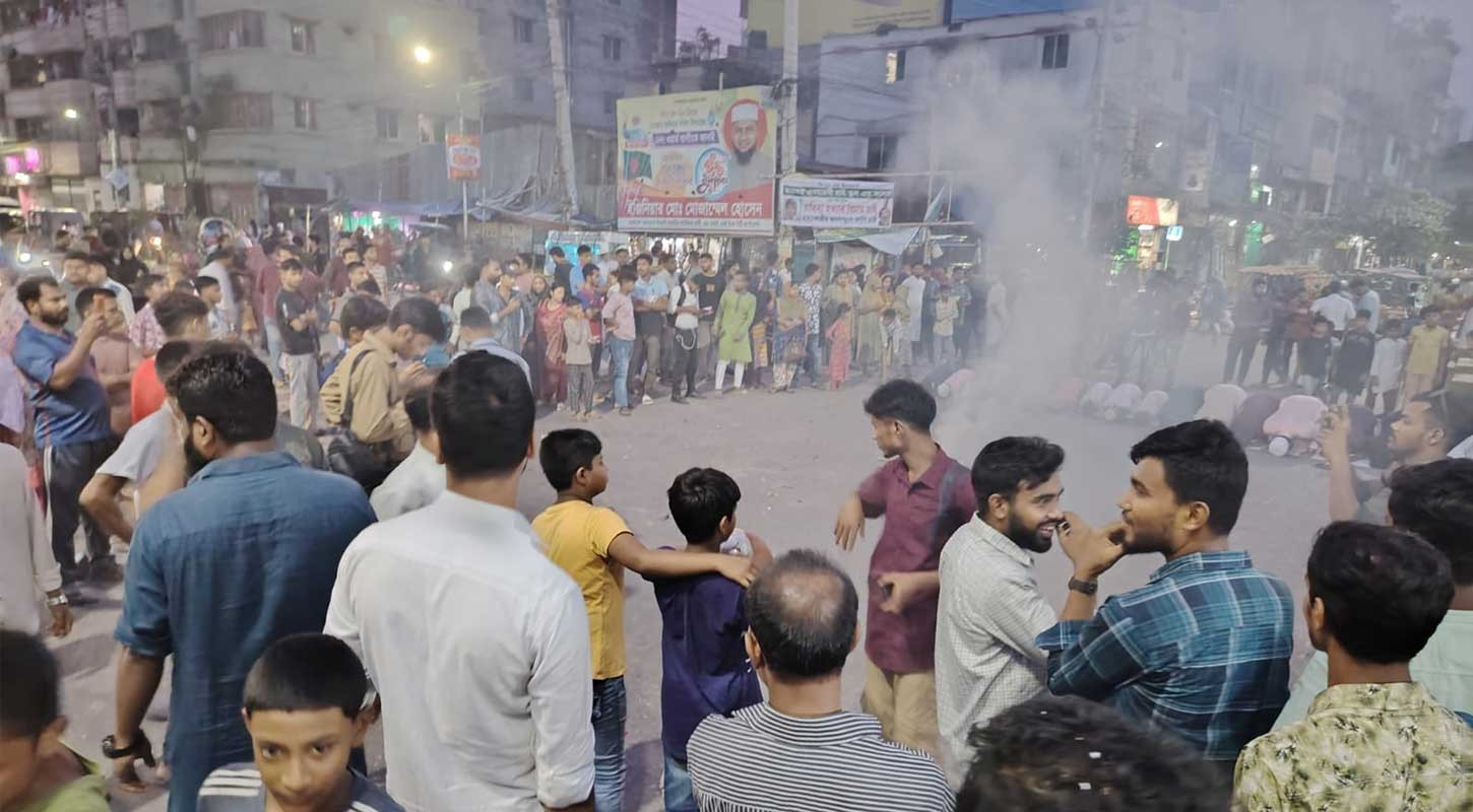 রামিসা হত্যা: বিচার দাবিতে কালশীতে সড়ক অবরোধ