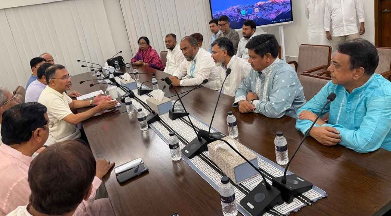 পরিচ্ছন্নতাকর্মীদের জন্য প্রধানমন্ত্রীর ঈদ উপহার