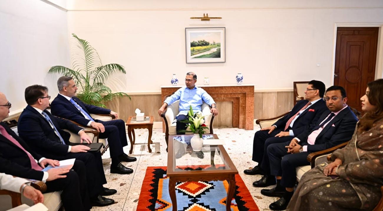 প্রধানমন্ত্রীর সঙ্গে তুরস্কের পররাষ্ট্রমন্ত্রীর সৌজন্য সাক্ষাৎ