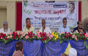 শিক্ষাপ্রতিষ্ঠানভিত্তিক বৃক্ষরোপণের তাগিদ ফারুকের
